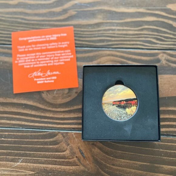 NEW 2022 BNSF Railway Commemorative Injury Free Safety Coin-Railroad - Picture 4 of 8